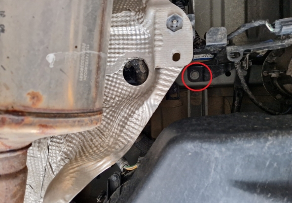 Unterfahrschutz für Katalysator/cat lock der Marke Renault Master 3