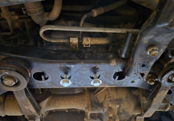 Unterfahrschutz für Motor der Marke Toyota Land Cruiser 150