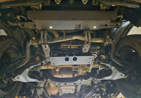 Unterfahrschutz für Motor der Marke Toyota Land Cruiser 150