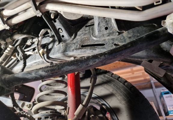 Unterfahrschutz für Motor der Marke Jeep Wrangler - JL